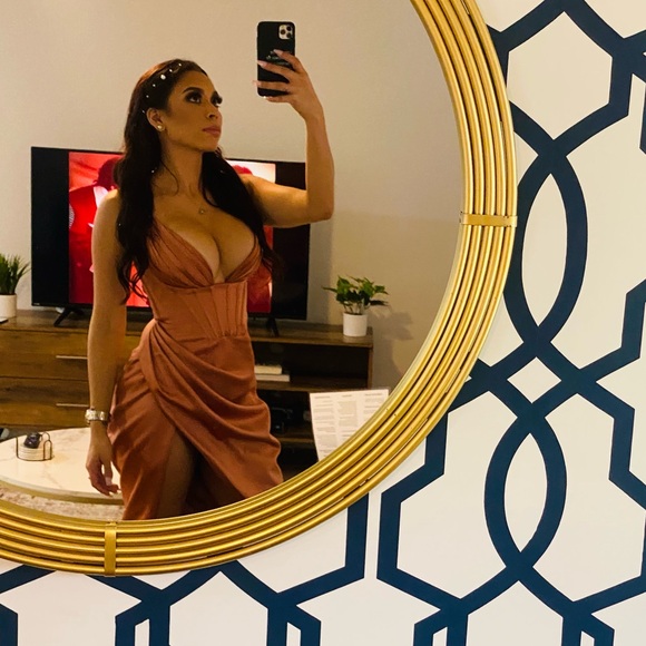 Faye Dress - Picture 5 of 5